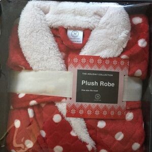 Martha Stewart Plush Robe